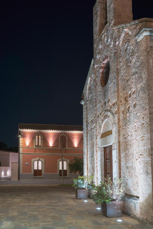 Casa Fadda Hotel Villa San Pietro Bagian luar foto